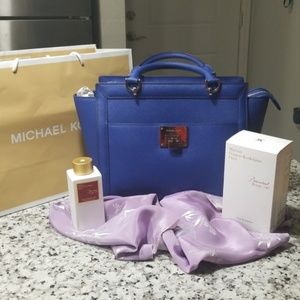 MK LARGE TINA SATCHEL